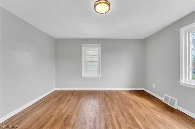 16705 Glendale Avenue, Cleveland, OH 44128
