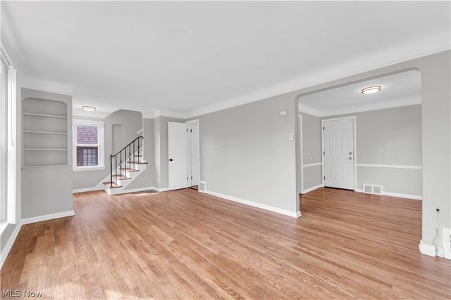 16705 Glendale Avenue, Cleveland, OH 44128