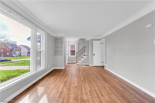 16705 Glendale Avenue, Cleveland, OH 44128