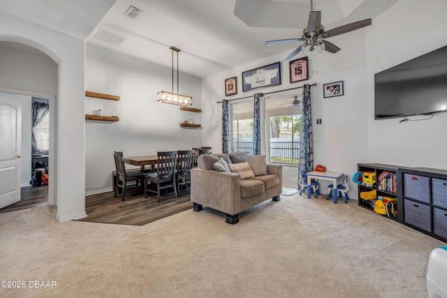36624 Grand Island Oaks Circle, Grand Island, FL 32735