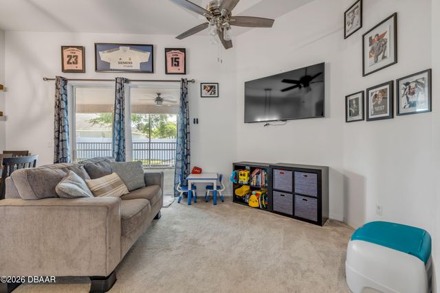 36624 Grand Island Oaks Circle, Grand Island, FL 32735