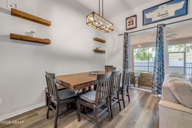 36624 Grand Island Oaks Circle, Grand Island, FL 32735