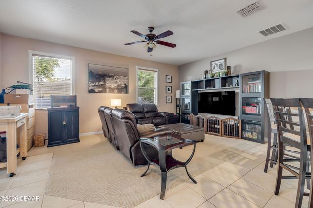 36624 Grand Island Oaks Circle, Grand Island, FL 32735