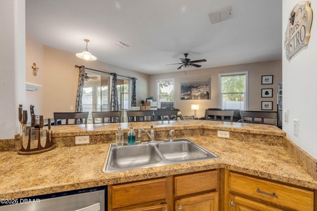 36624 Grand Island Oaks Circle, Grand Island, FL 32735