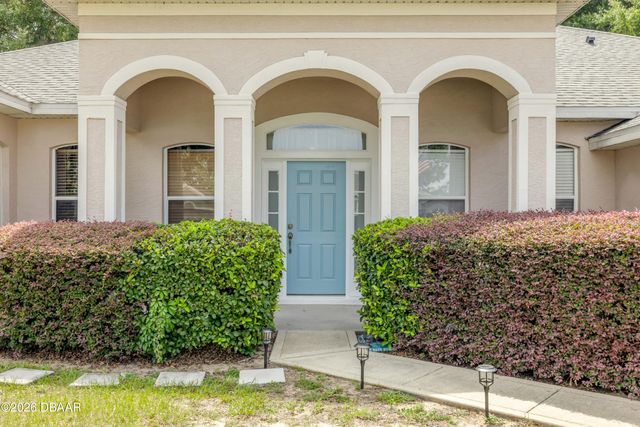 36624 Grand Island Oaks Circle, Grand Island, FL 32735
