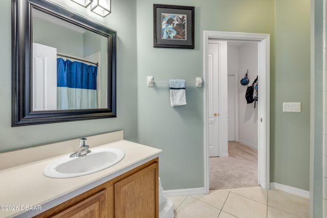 36624 Grand Island Oaks Circle, Grand Island, FL 32735