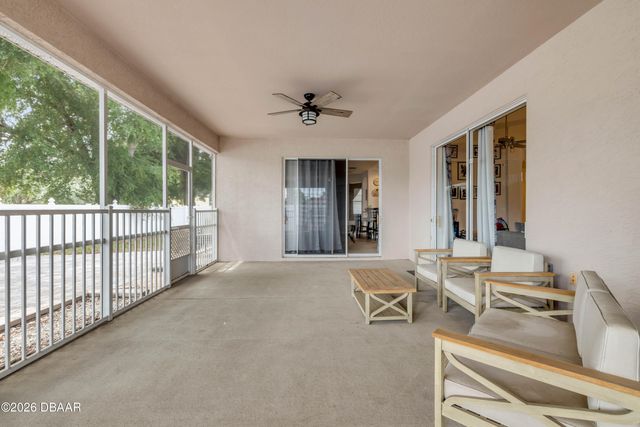 36624 Grand Island Oaks Circle, Grand Island, FL 32735