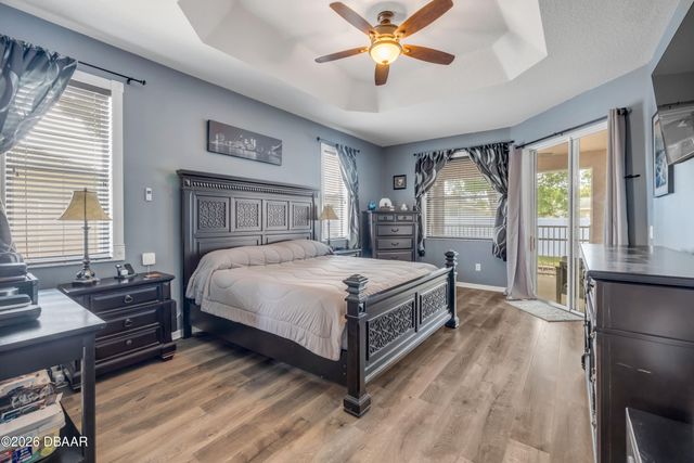36624 Grand Island Oaks Circle, Grand Island, FL 32735