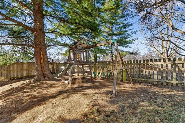 13001 78th Terrace, Shawnee, KS 66216