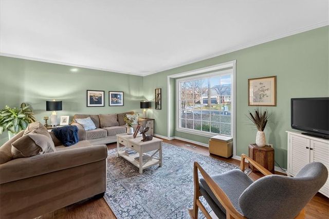 13001 78th Terrace, Shawnee, KS 66216