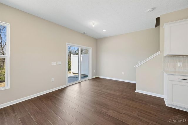 7227 Grandway Drive, West Chester, OH 45069