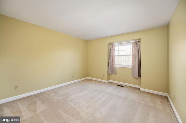 31 RIVER RIDGE LN, Fredericksburg, VA 22406