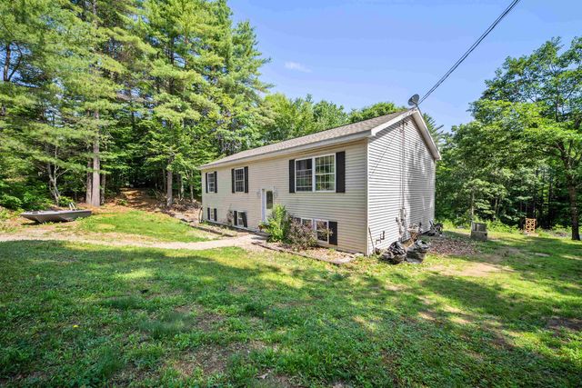 47 Henry Drive, Effingham, NH 03882