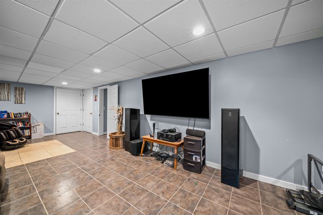 47 Henry Drive, Effingham, NH 03882