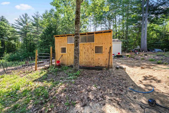47 Henry Drive, Effingham, NH 03882