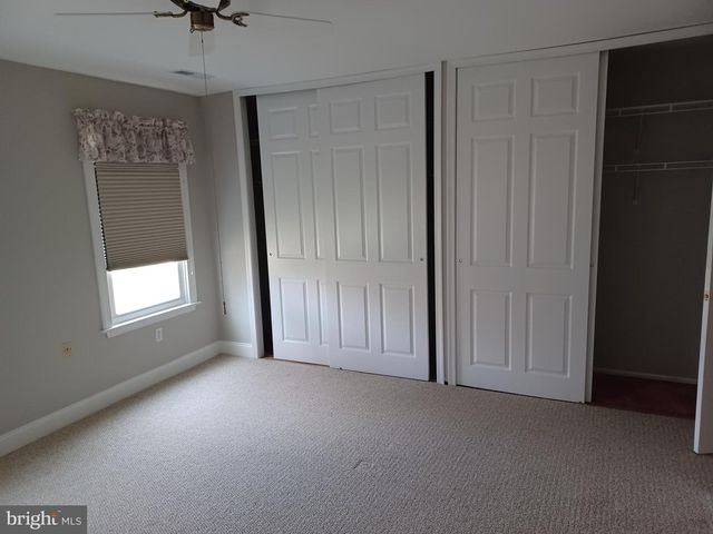 54 KNOLLWOOD DR, Woodbury, NJ 08096