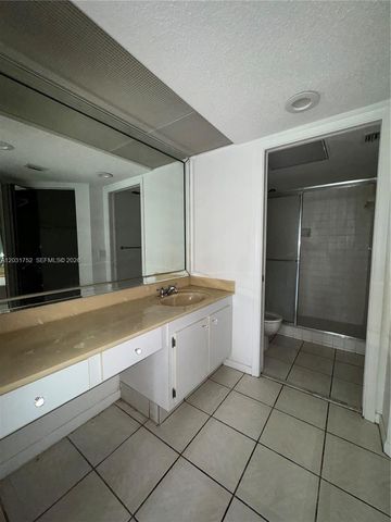 12950 SW 7th Court 404A, Pembroke Pines, FL 33027