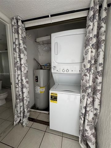 12950 SW 7th Court 404A, Pembroke Pines, FL 33027