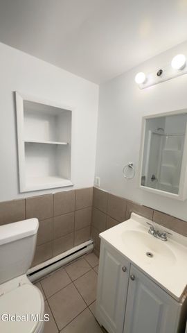 3132 6th Avenue 3, Troy, NY 12180