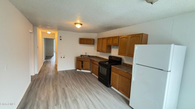 3132 6th Avenue 3, Troy, NY 12180