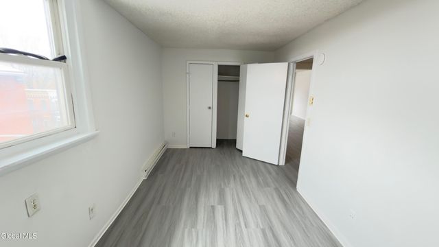 3132 6th Avenue 3, Troy, NY 12180