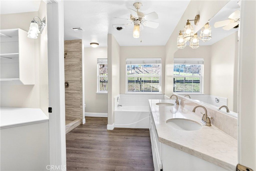 Image 19 of property listing at 30261 Knight Court, Tehachapi, CA 93561