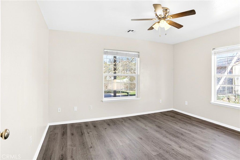 Image 23 of property listing at 30261 Knight Court, Tehachapi, CA 93561