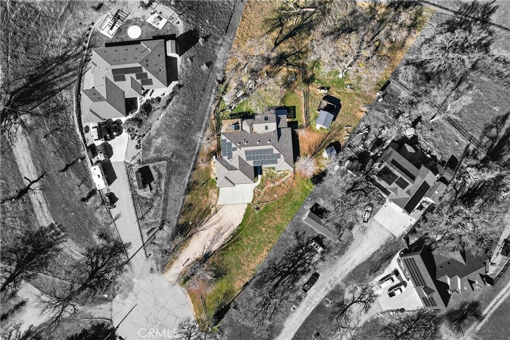 Image 44 of property listing at 30261 Knight Court, Tehachapi, CA 93561