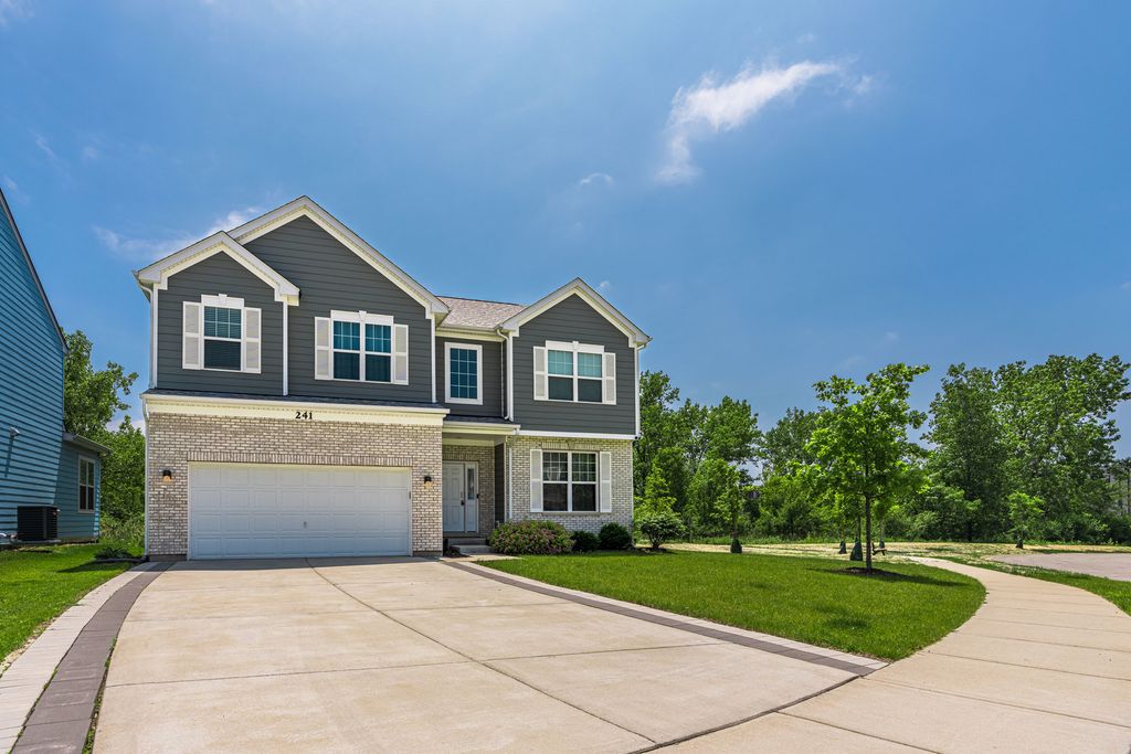 241 Stonington Drive, Bloomingdale, IL 60108