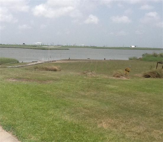 4612 Warren Lot 4, Hitchcock, TX 77563