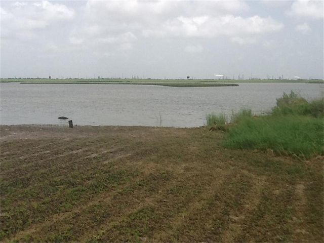 4612 Warren Lot 4, Hitchcock, TX 77563