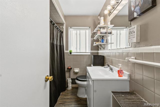 17037 Stricker Avenue, Eastpointe, MI 48021