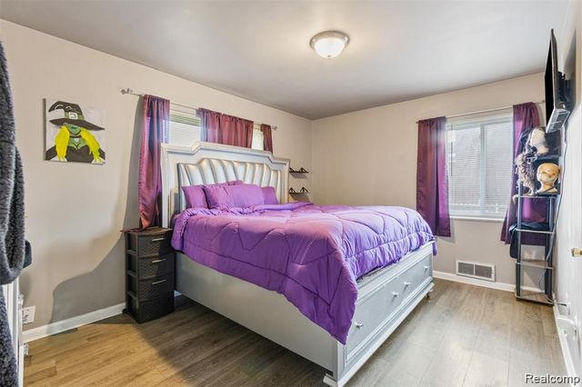 17037 Stricker Avenue, Eastpointe, MI 48021