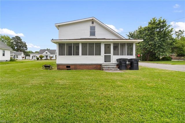 1319 Moore ST, Elizabeth City, NC 27909