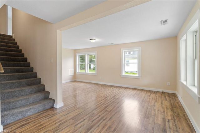 1319 Moore ST, Elizabeth City, NC 27909