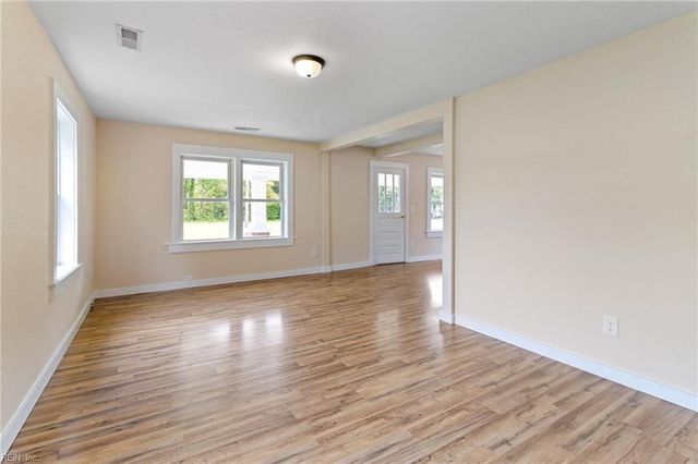 1319 Moore ST, Elizabeth City, NC 27909