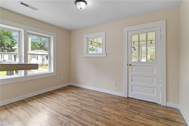 1319 Moore ST, Elizabeth City, NC 27909