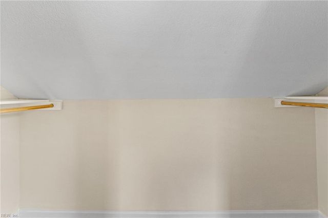 1319 Moore ST, Elizabeth City, NC 27909