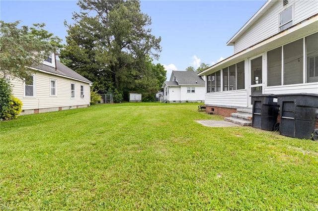 1319 Moore ST, Elizabeth City, NC 27909