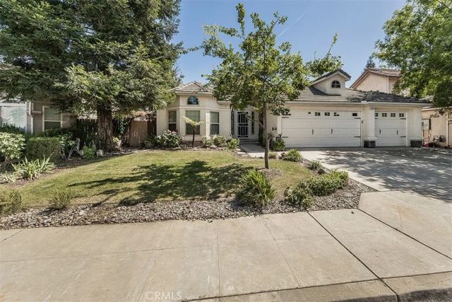 6589 E Michigan, Fresno, CA 93727