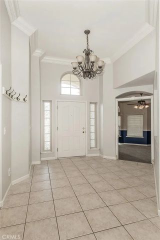 6589 E Michigan, Fresno, CA 93727