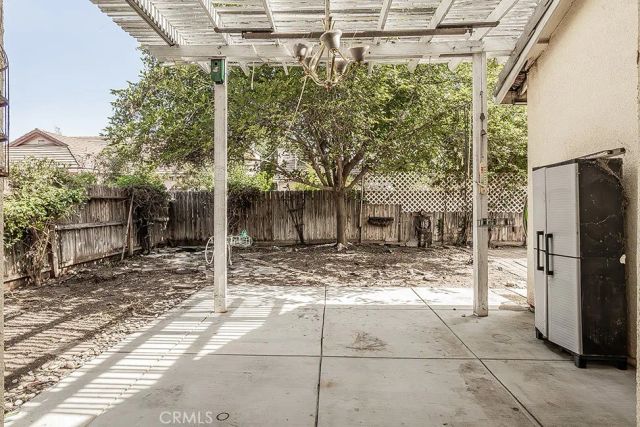6589 E Michigan, Fresno, CA 93727