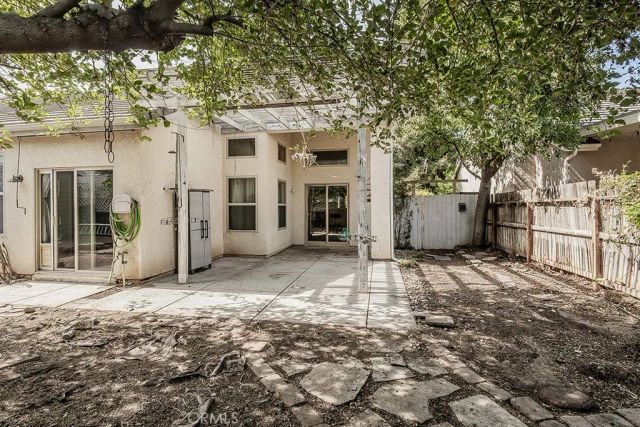 6589 E Michigan, Fresno, CA 93727