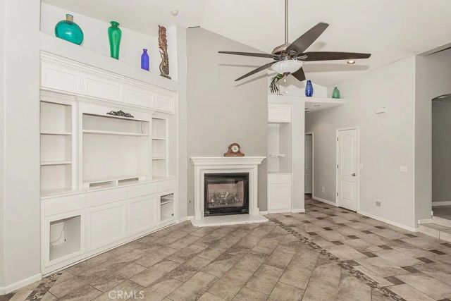 6589 E Michigan, Fresno, CA 93727
