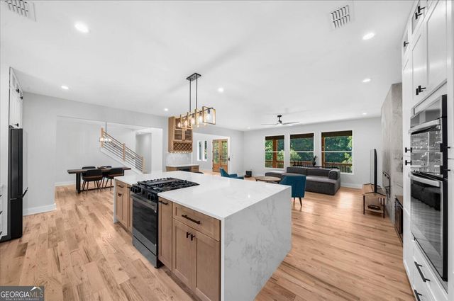 170 Lakeview Lane, Fayetteville, GA 30214