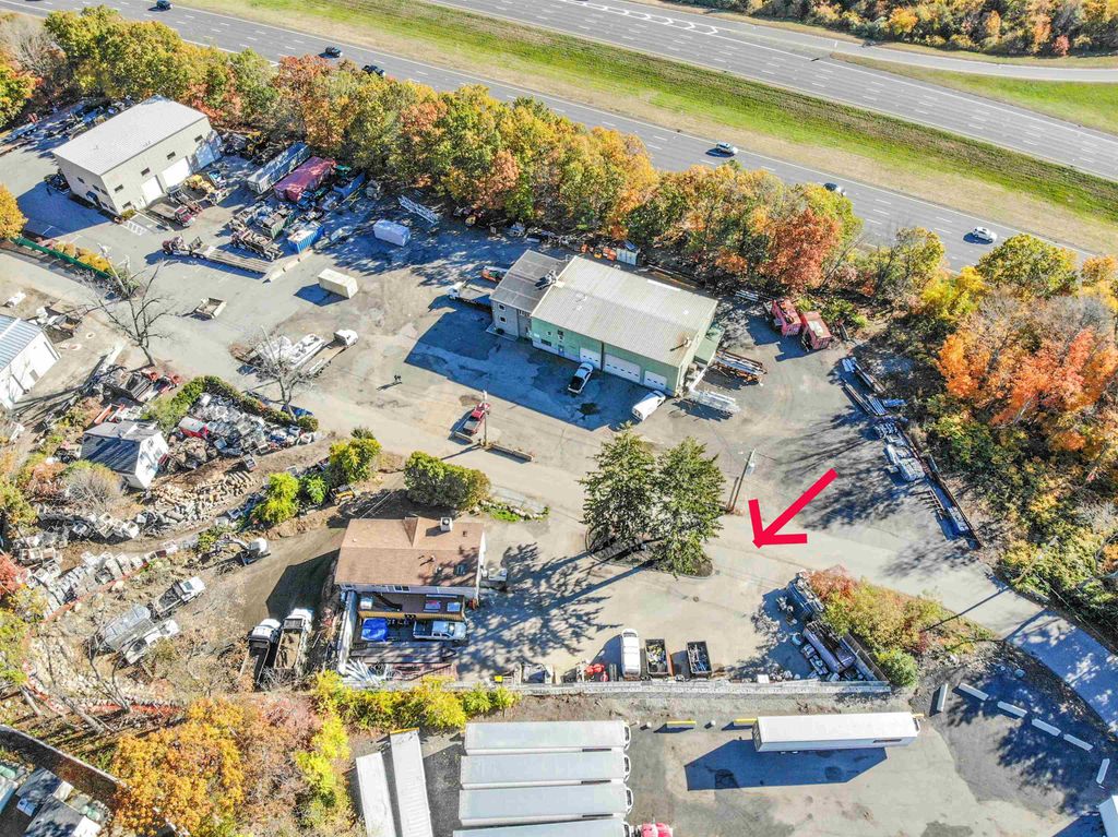 25 Popes Lane, Danvers, MA 01923