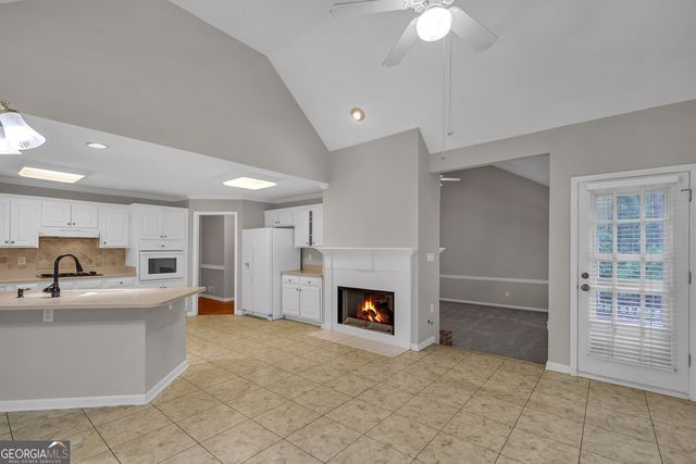 175 Pinevale Court, Fayetteville, GA 30215