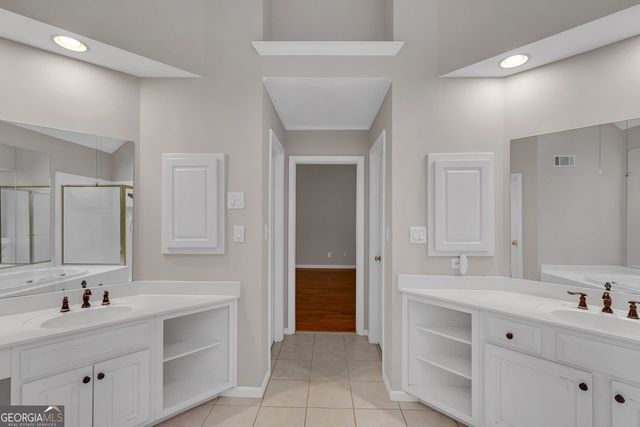 175 Pinevale Court, Fayetteville, GA 30215