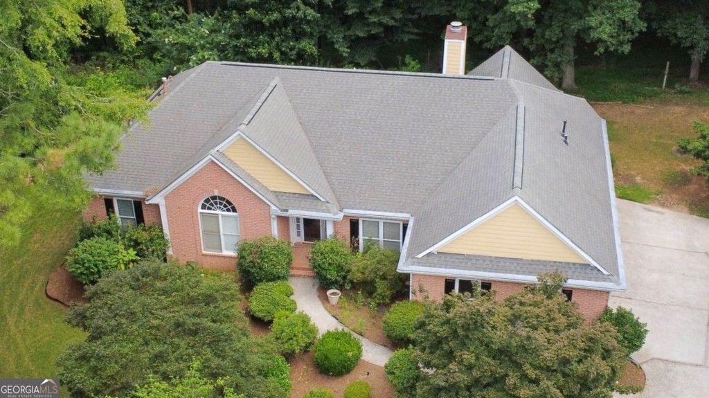175 Pinevale Court, Fayetteville, GA 30215
