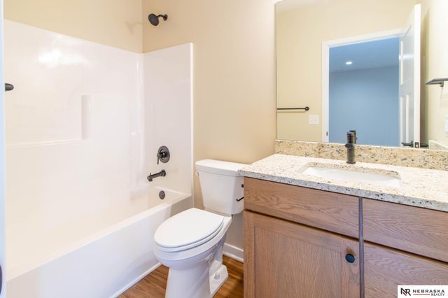 4733 S 48th Street, Omaha, NE 68117